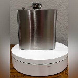 SILVER FLASK 6 oz